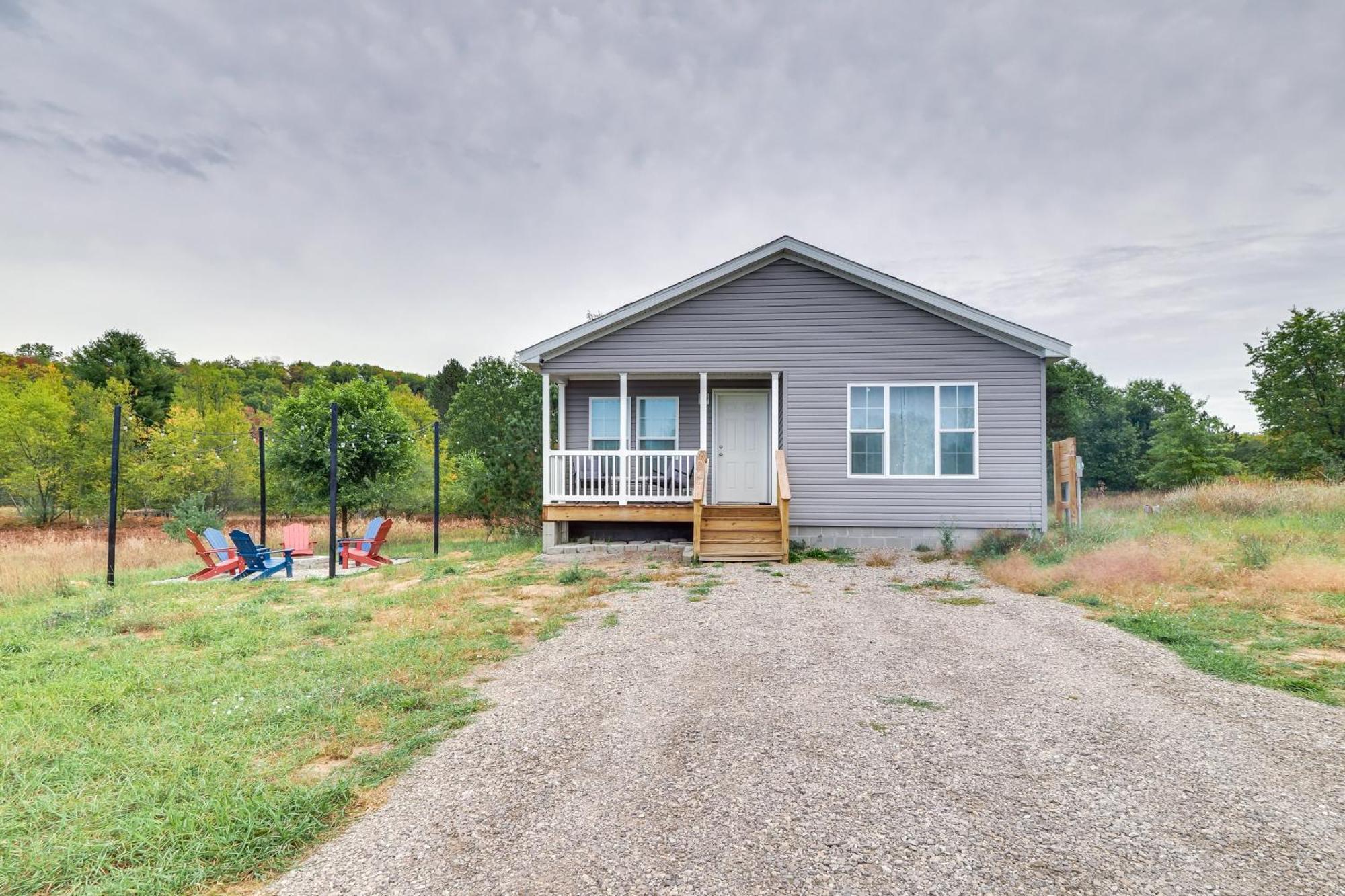 Family Home In Rapid City About 4 Mi To Torch Lake! Екстериор снимка